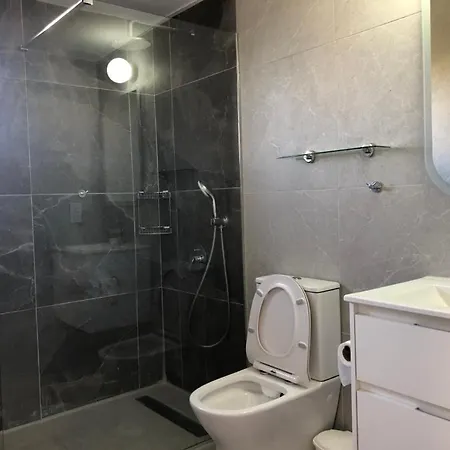 Charming In Fantastic Location Paphos