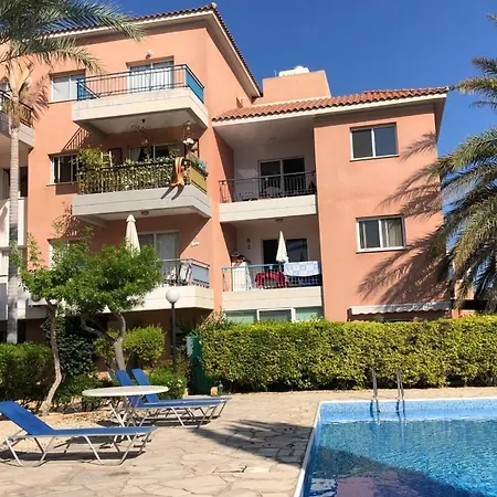 Charming In Fantastic Location Paphos