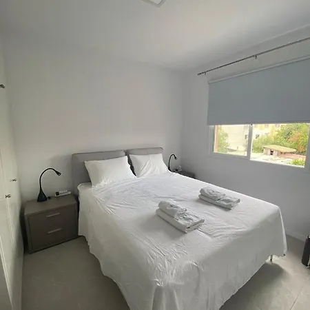 Charming In Fantastic Location *